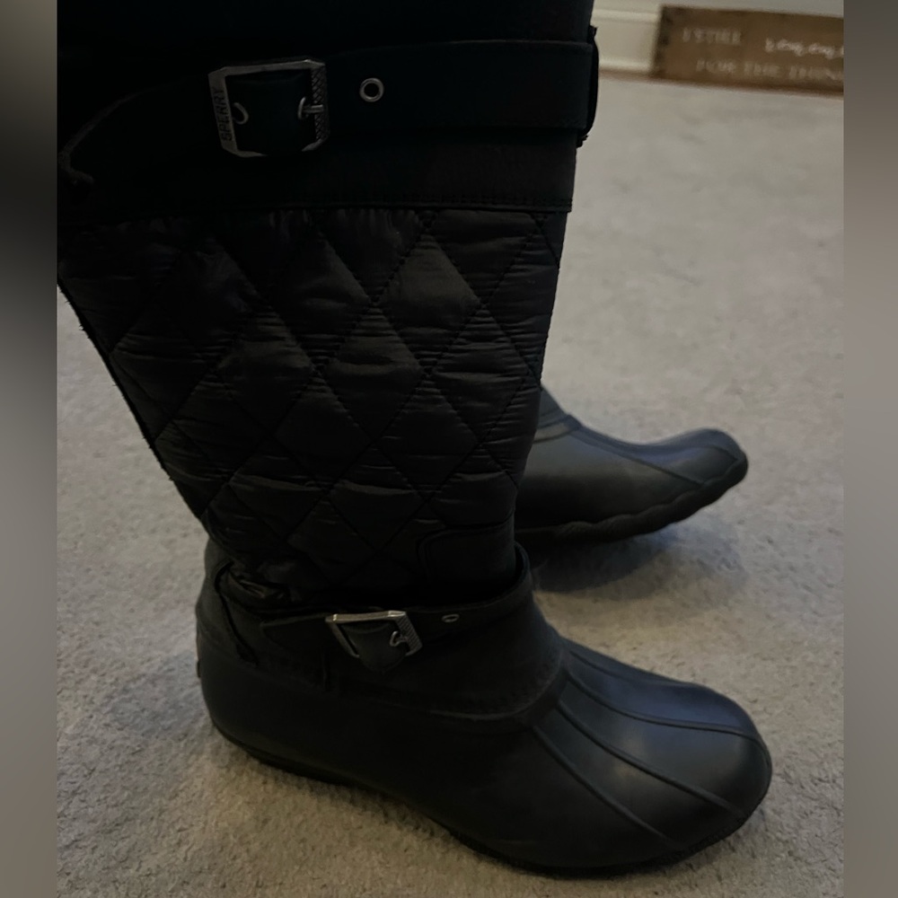 Sorry Women’s High Duck Boots 9.5